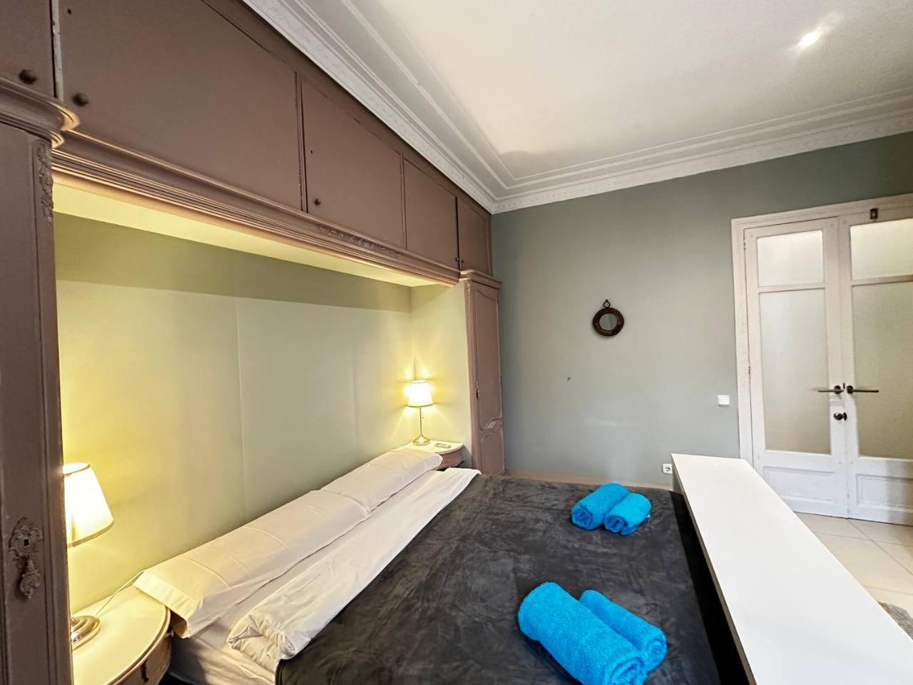 Rooms Gran Via Барселона Екстериор снимка